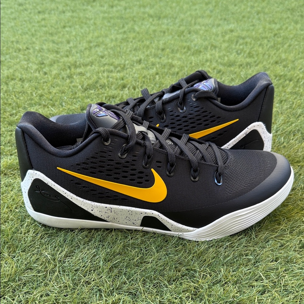 Nike Kobe IX Elite Low EM Protro